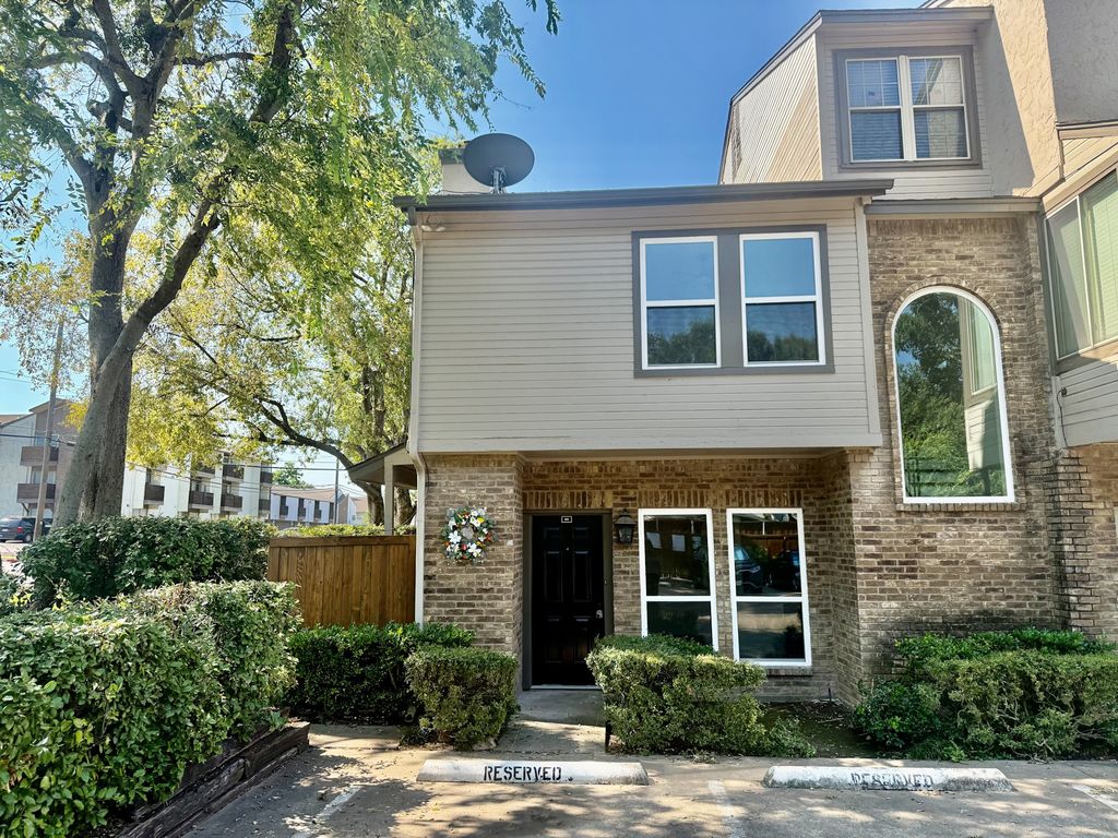 5757 Martel Avenue B06, Dallas, TX 75206