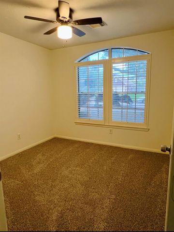 6010 Forest Plaza Court, Houston, TX 77066