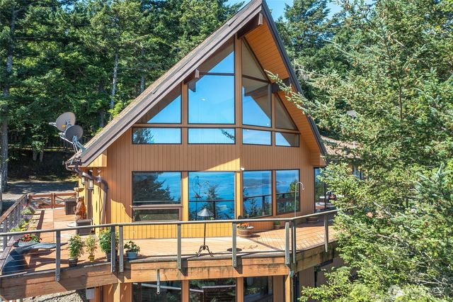 1669 Day Lake Road, Orcas Island, WA 98245