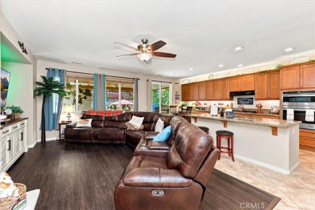 25241 Pacific Crest, Corona, CA 92883