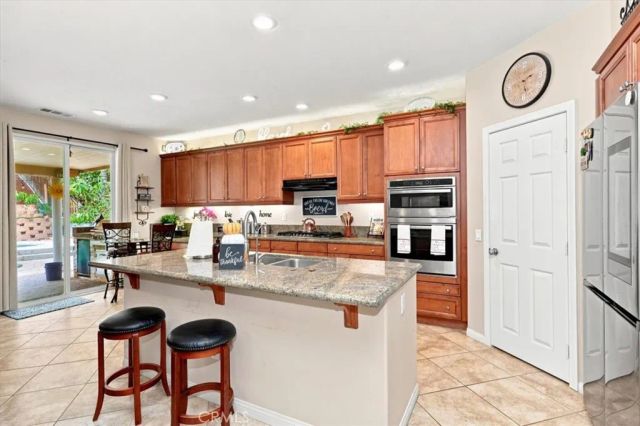 25241 Pacific Crest, Corona, CA 92883