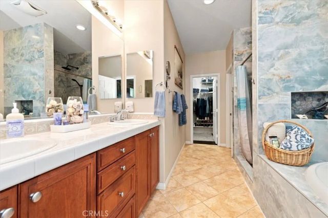25241 Pacific Crest, Corona, CA 92883