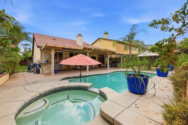 25241 Pacific Crest, Corona, CA 92883