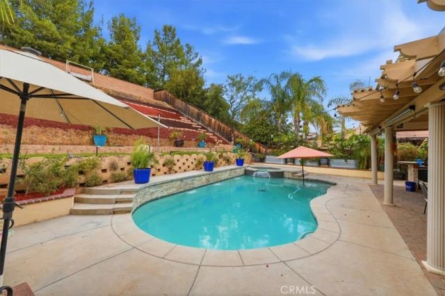 25241 Pacific Crest, Corona, CA 92883