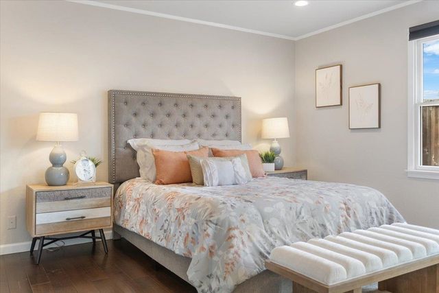 631 Centre Ct, Alameda, CA 94502