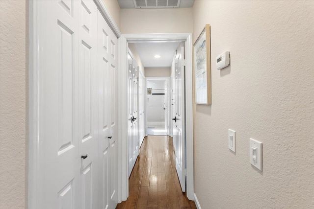 631 Centre Ct, Alameda, CA 94502