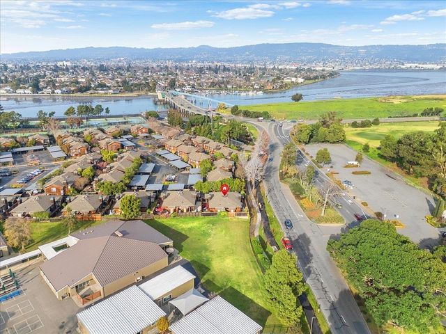 631 Centre Ct, Alameda, CA 94502