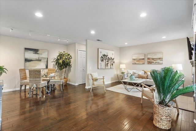 631 Centre Ct, Alameda, CA 94502