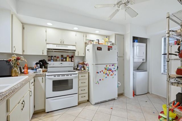 7130 FAIRWAY BEND LANE 291, Sarasota, FL 34243