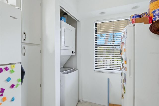 7130 FAIRWAY BEND LANE 291, Sarasota, FL 34243