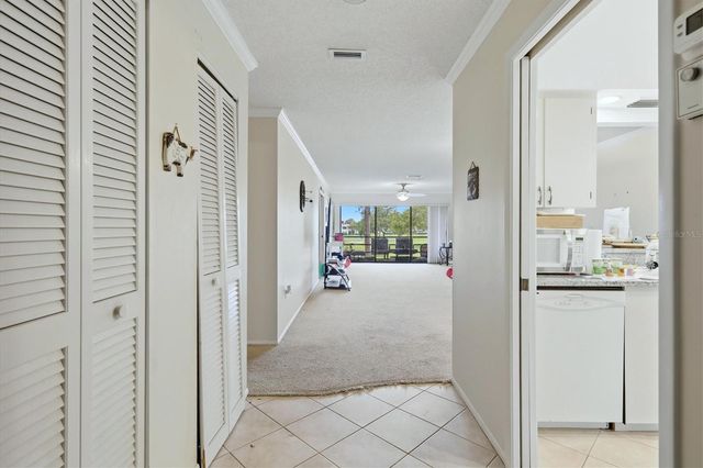 7130 FAIRWAY BEND LANE 291, Sarasota, FL 34243