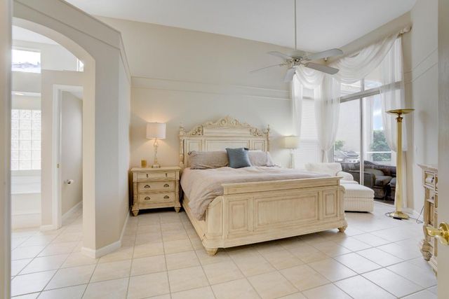 126 Sunset Bay Drive, Palm Beach Gardens, FL 33418