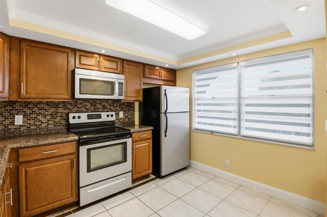 2505 Antigua Terrace D-4, Coconut Creek, FL 33066