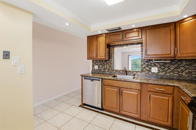 2505 Antigua Terrace D-4, Coconut Creek, FL 33066