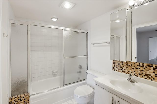 2505 Antigua Terrace D-4, Coconut Creek, FL 33066