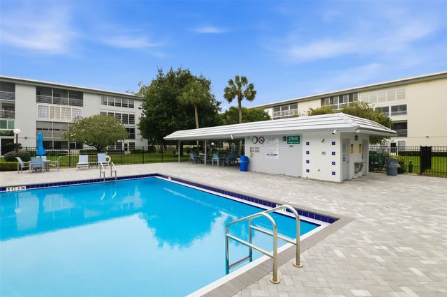 2505 Antigua Terrace D-4, Coconut Creek, FL 33066