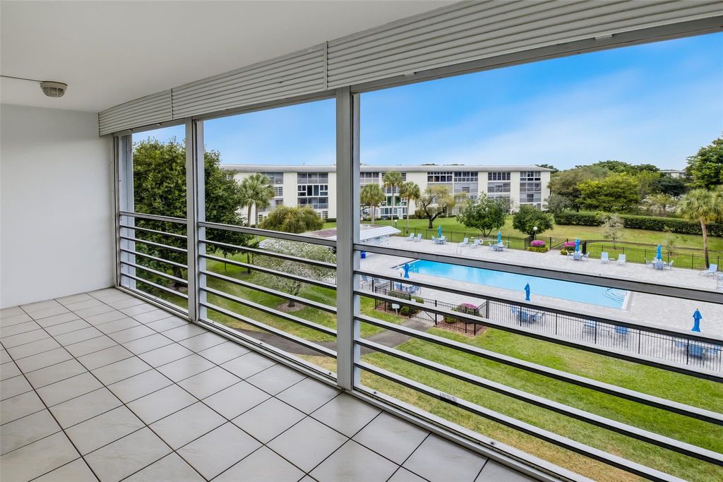 2505 Antigua Terrace D-4, Coconut Creek, FL 33066