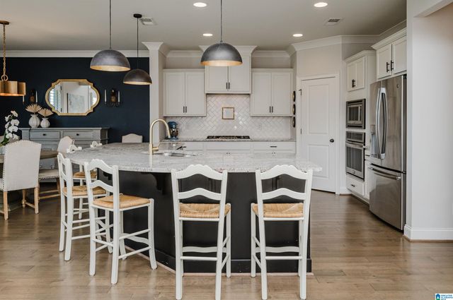 881 STONECREST COURT, Vestavia Hills, AL 35242