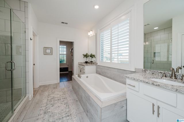 881 STONECREST COURT, Vestavia Hills, AL 35242