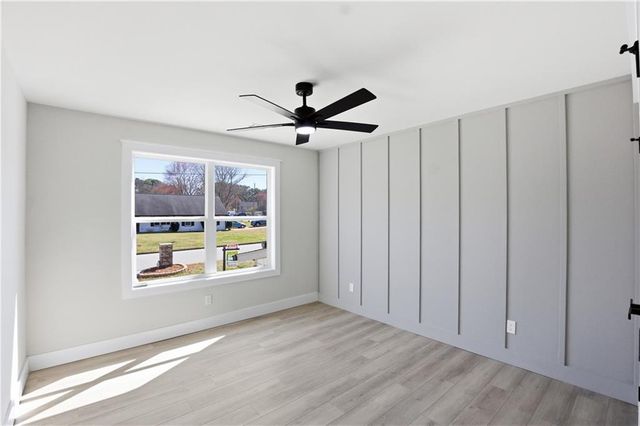 1421 WILLOW BEND DR, Snellville, GA 30078