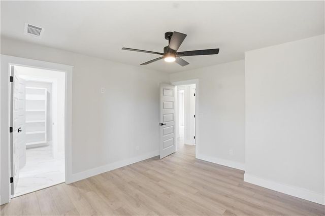 1421 WILLOW BEND DR, Snellville, GA 30078