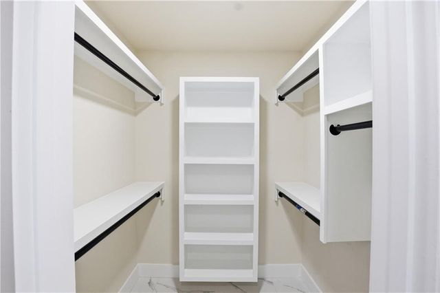 1421 WILLOW BEND DR, Snellville, GA 30078