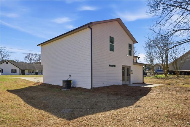 1421 WILLOW BEND DR, Snellville, GA 30078