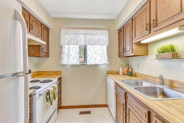 7832 Betsy Ross Circle, Washington Twp, OH 45459