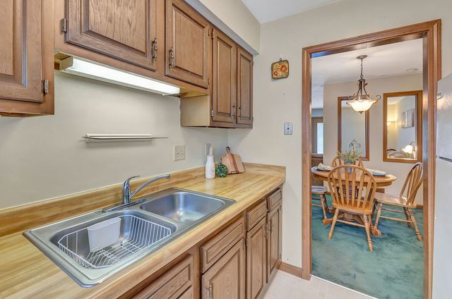 7832 Betsy Ross Circle, Washington Twp, OH 45459