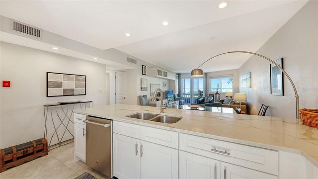 771 JOHN RINGLING BOULEVARD 2, Sarasota, FL 34236