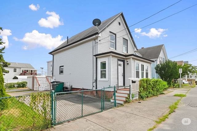 84 River St, Lynn, MA 01905