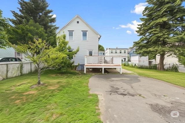 84 River St, Lynn, MA 01905