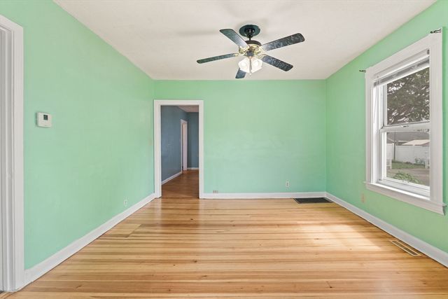 84 River St, Lynn, MA 01905