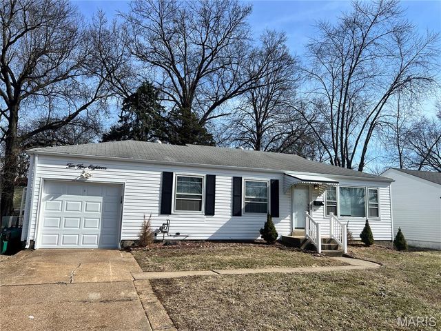 10518 Ewell Drive, St Louis, MO 63137