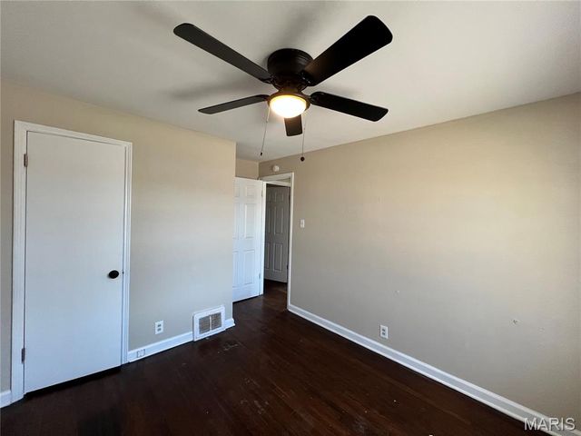 10518 Ewell Drive, St Louis, MO 63137