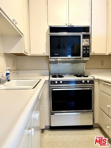 11959 Nebraska Avenue 210, Los Angeles, CA 90025