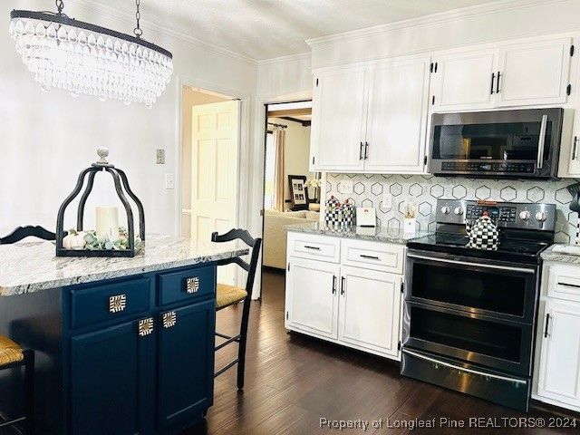 636 N Wilkinson Drive, Saint Pauls, NC 28384