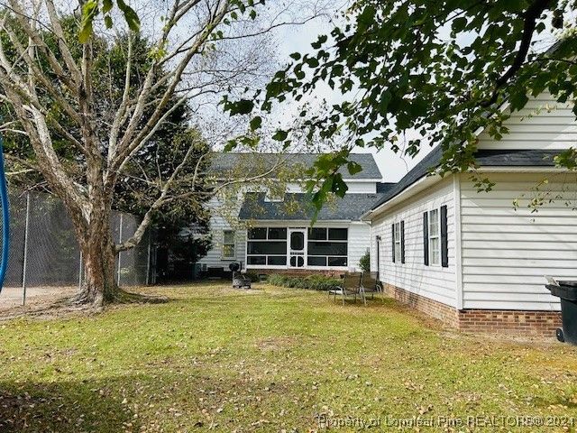 636 N Wilkinson Drive, Saint Pauls, NC 28384