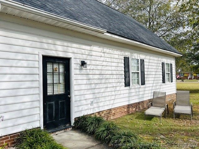 636 N Wilkinson Drive, Saint Pauls, NC 28384