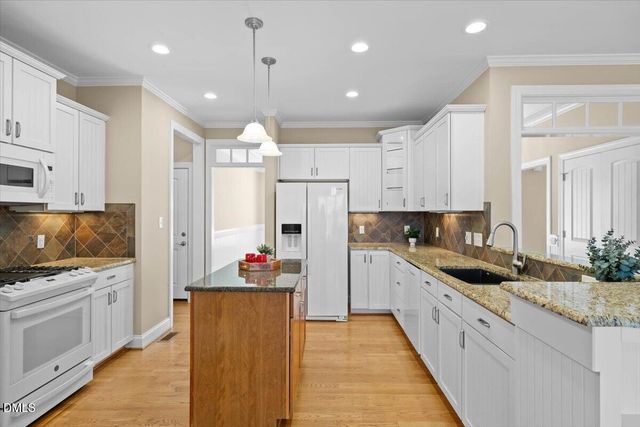 925 Lukestone Drive, Fuquay Varina, NC 27526