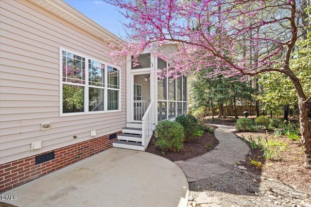 925 Lukestone Drive, Fuquay Varina, NC 27526