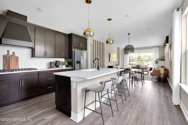 693 CONTINUUM Loop, Yulee, FL 32097