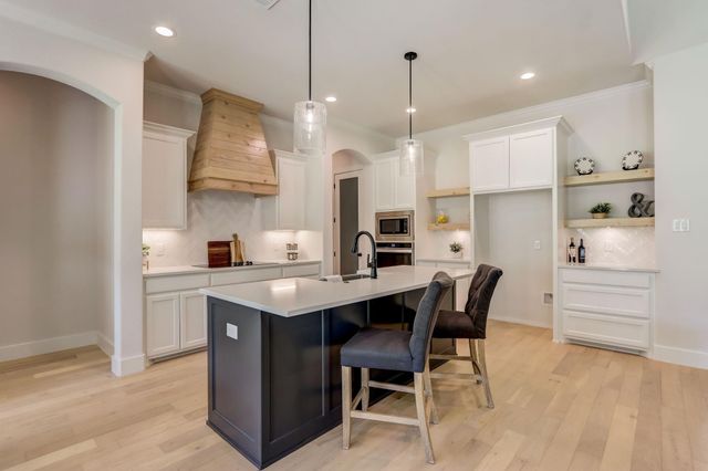 1007 Meadow Wood Terrace, Azle, TX 76020