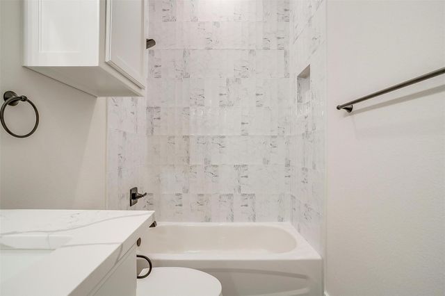 1007 Meadow Wood Terrace, Azle, TX 76020