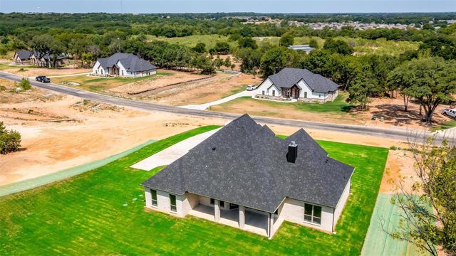 1007 Meadow Wood Terrace, Azle, TX 76020