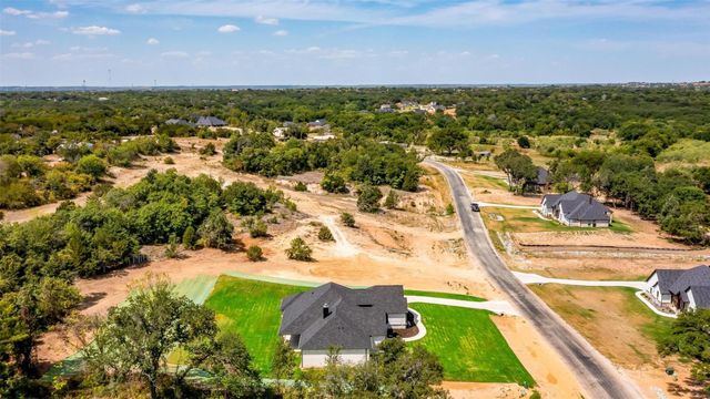 1007 Meadow Wood Terrace, Azle, TX 76020