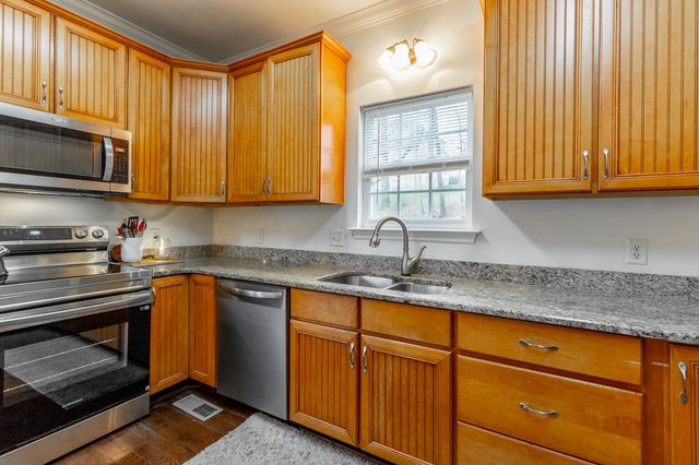 218 Blue Jay Parkway, Ringgold, GA 30736