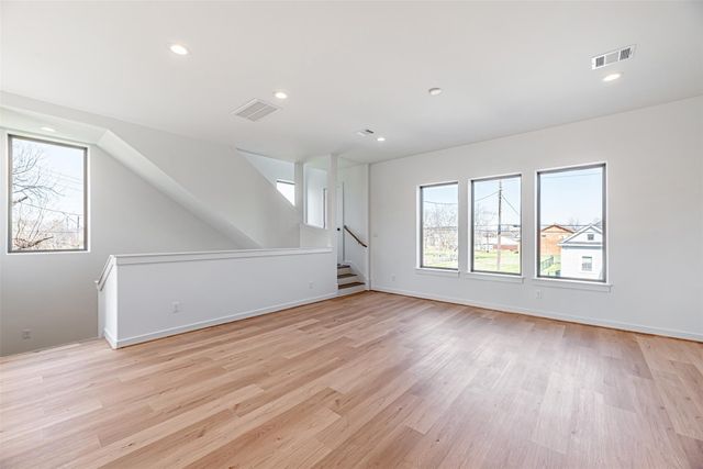 2318 Mills Street, Houston, TX 77026