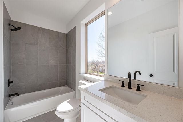 2318 Mills Street, Houston, TX 77026