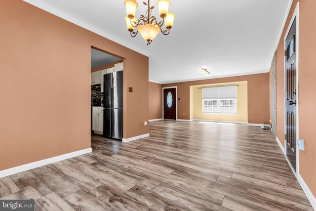 28 GERANIUM ST, Browns Mills, NJ 08015